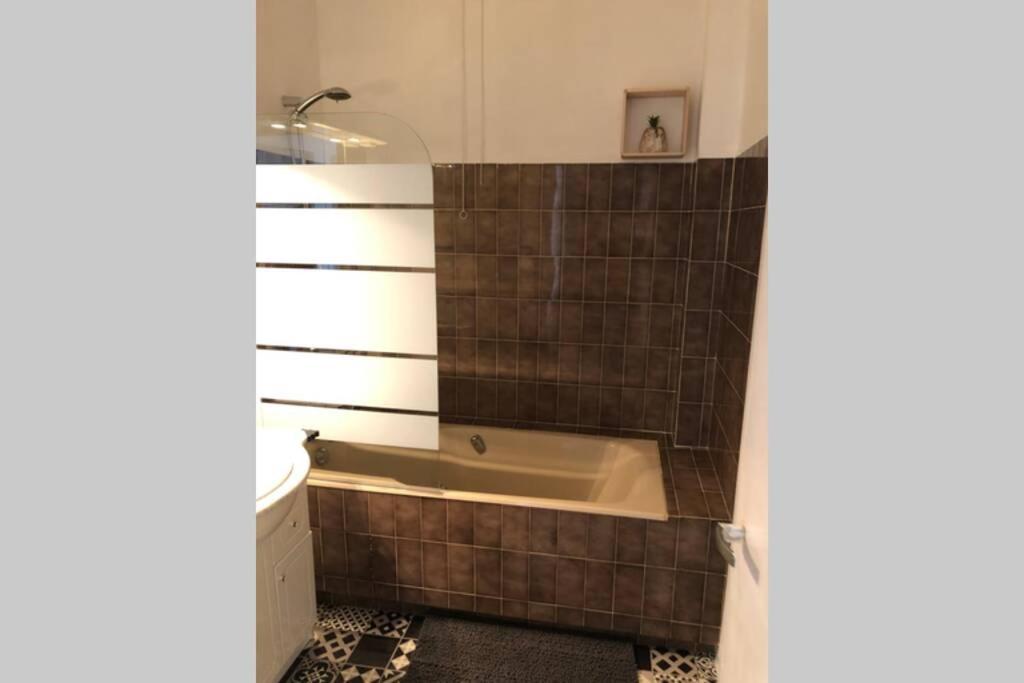 Appartement Intra-Muros 2 Chambres Tout Confort Saint-Malo Exteriör bild